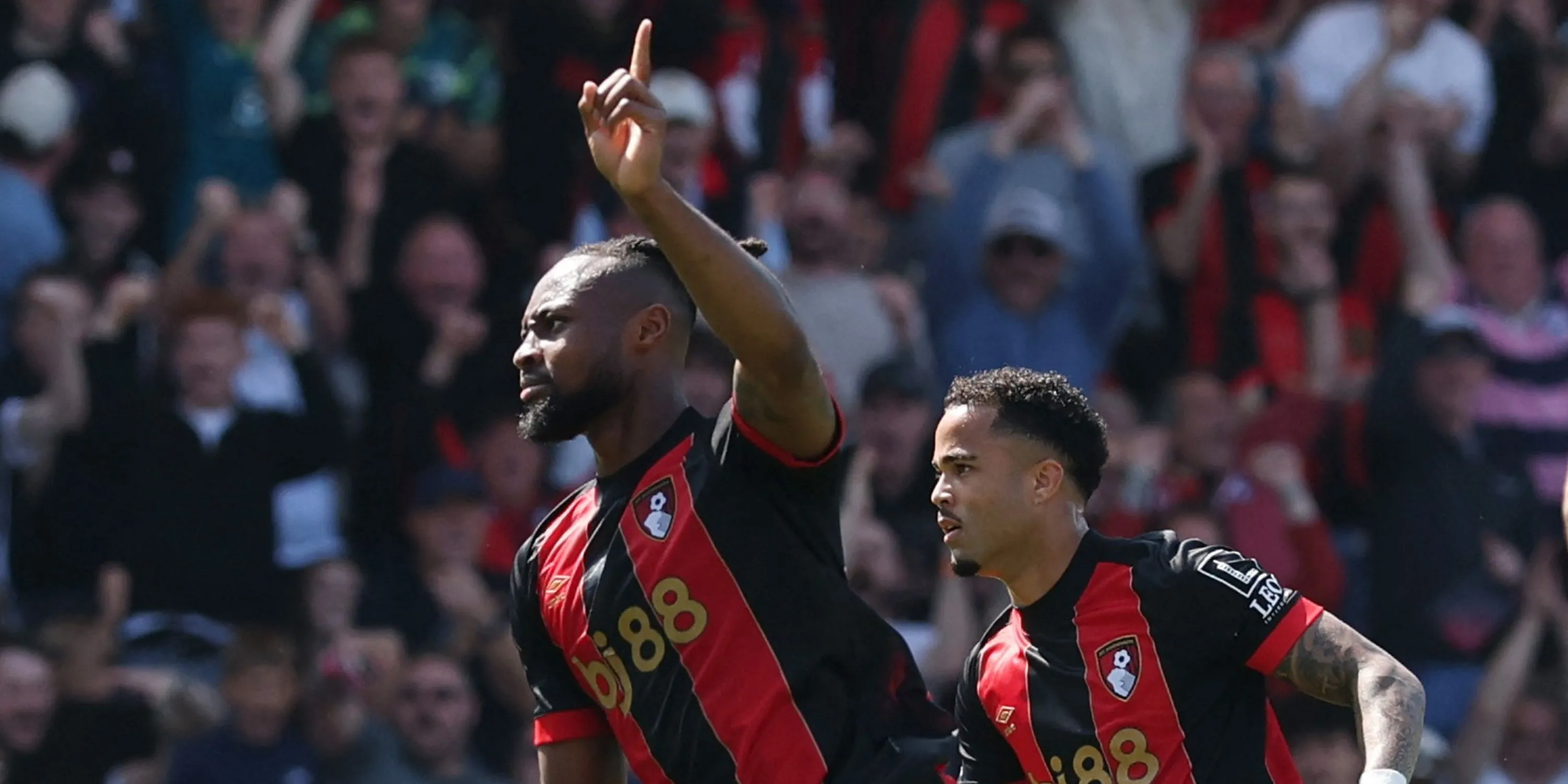 Antoine Semenyo, cầu thủ chạy cánh đầy năng lượng của Bournemouth, được đồn đoán có thể gia nhập Arsenal