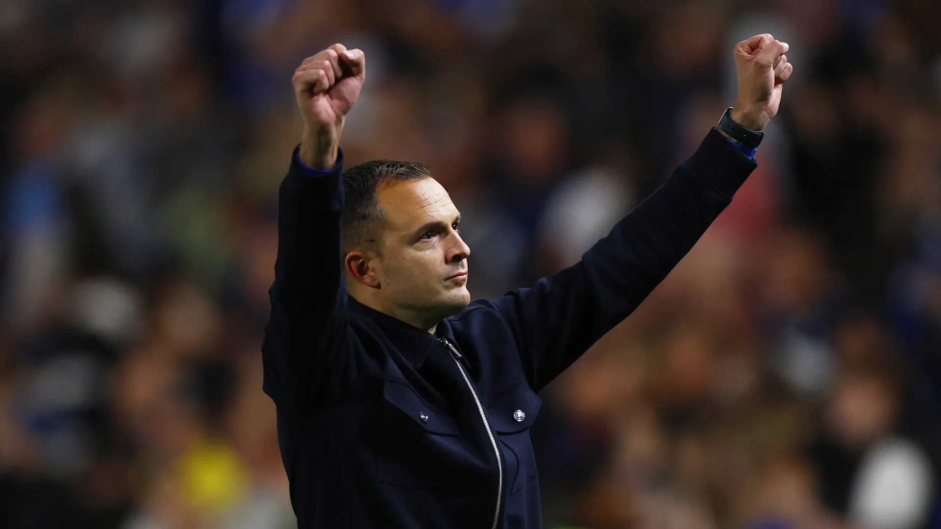 Chân dung HLV Chris Davies, người đang xây dựng đội hình cho Birmingham City