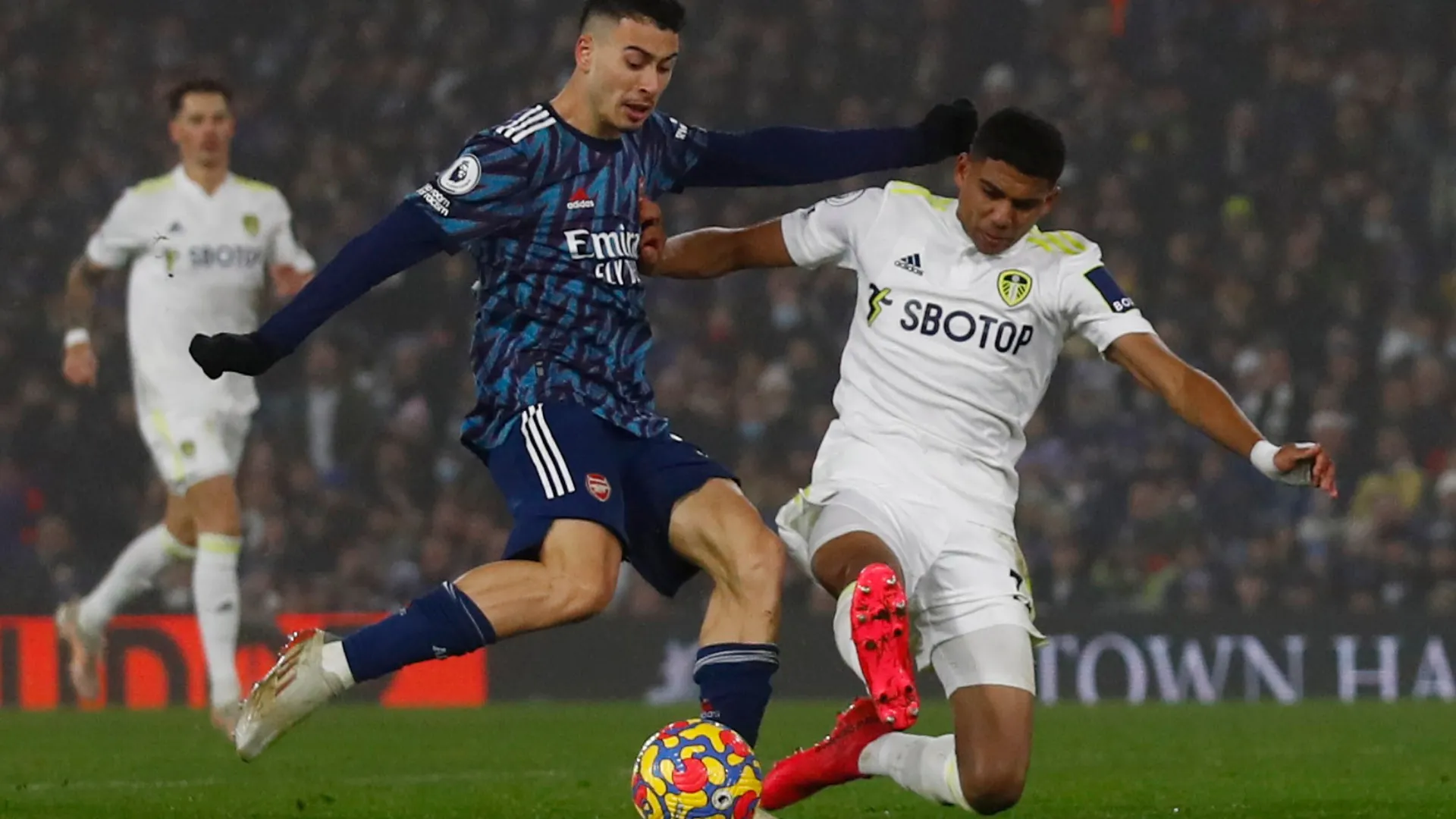 Cody Drameh khi còn thi đấu cho Leeds United, kinh nghiệm Championship là điểm mạnh cầu thủ này mang lại