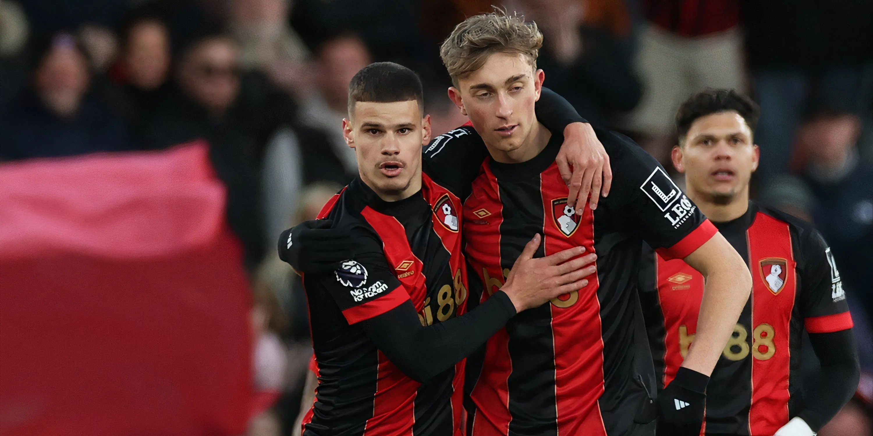 Hai hậu vệ của Bournemouth Milos Kerkez &amp; Dean Huijsen