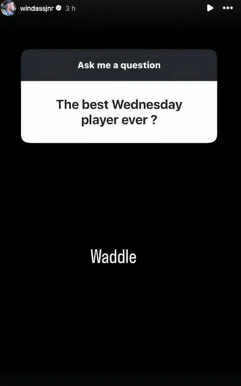 Hình ảnh Chris Waddle khi còn khoác áo Sheffield Wednesday