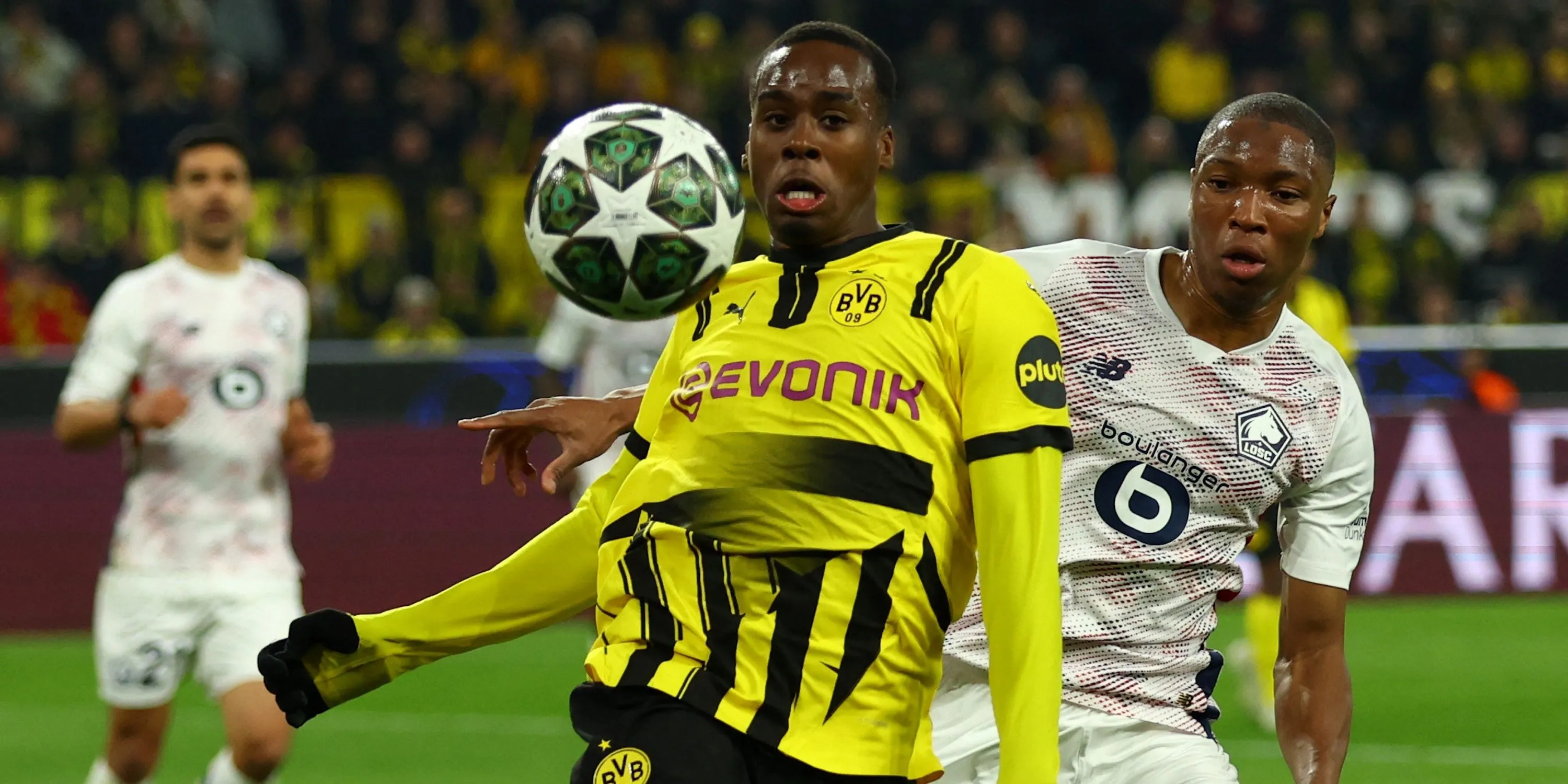 Jamie Bynoe-Gittens cầu thủ chạy cánh Dortmund mục tiêu chuyển nhượng của Arsenal và Chelsea