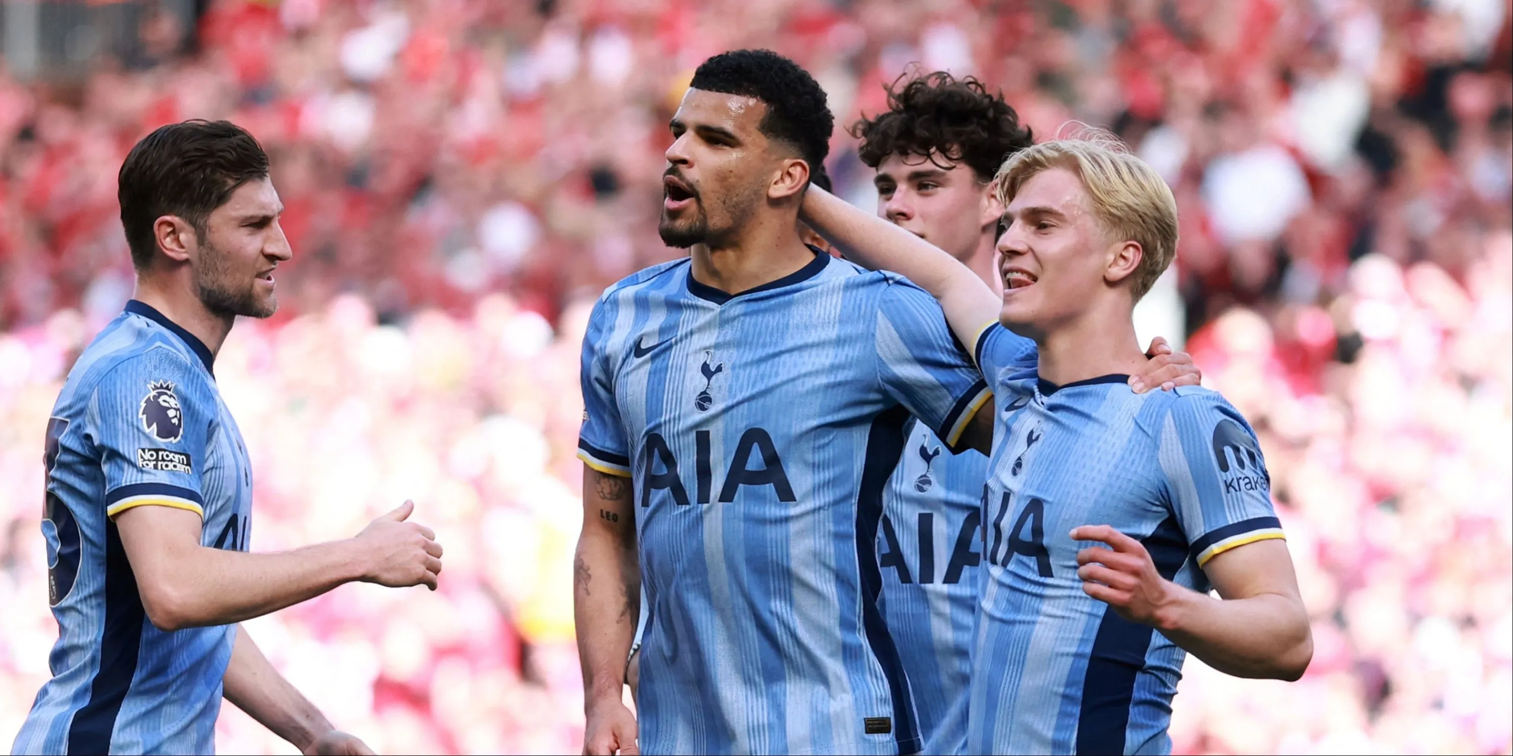 Lucas Bergvall, cầu thủ xuất sắc nhất mùa của Tottenham 2024/2025.