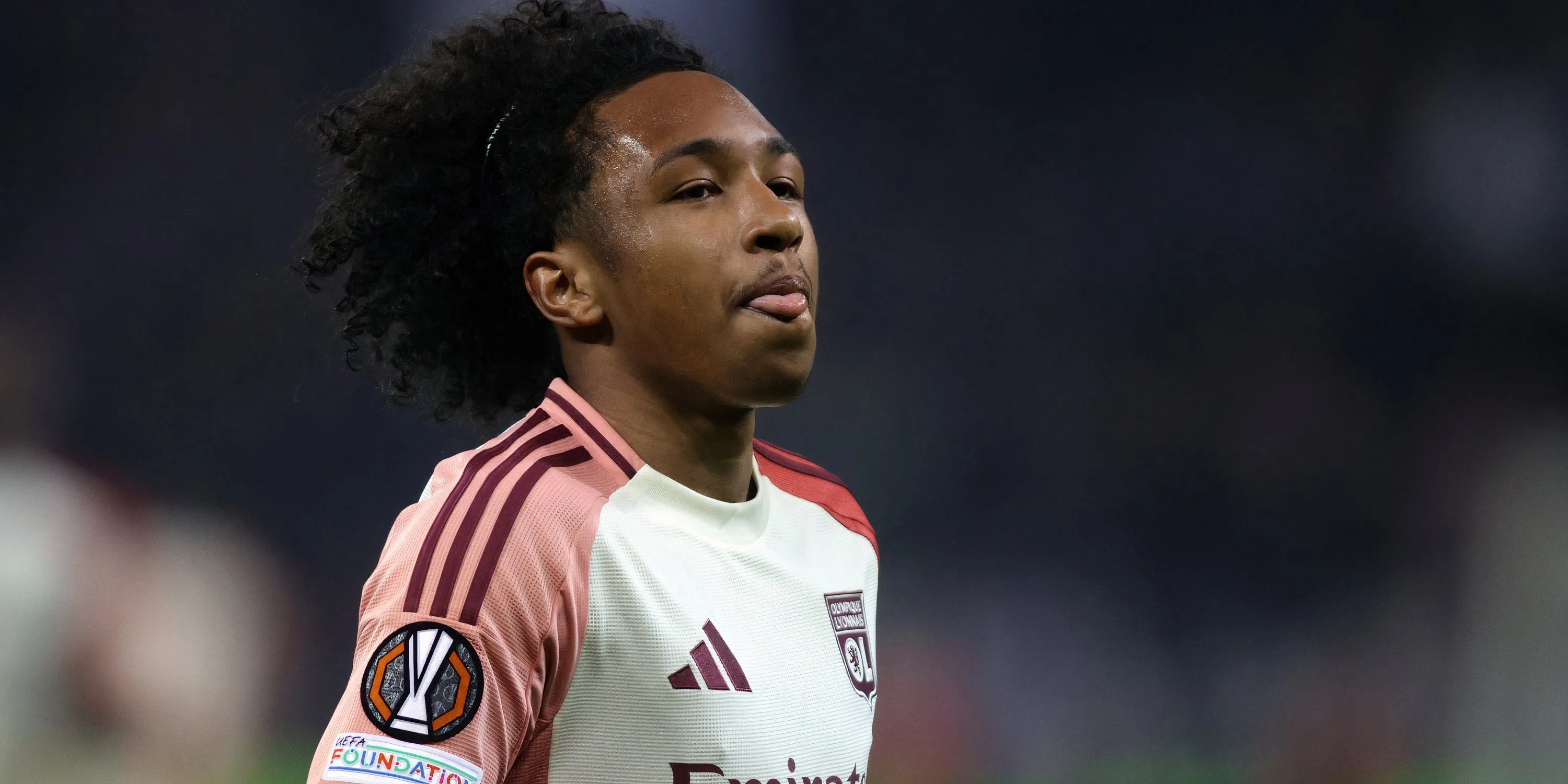 Malick Fofana trong màu áo Lyon, mục tiêu chuyển nhượng của Aston Villa
