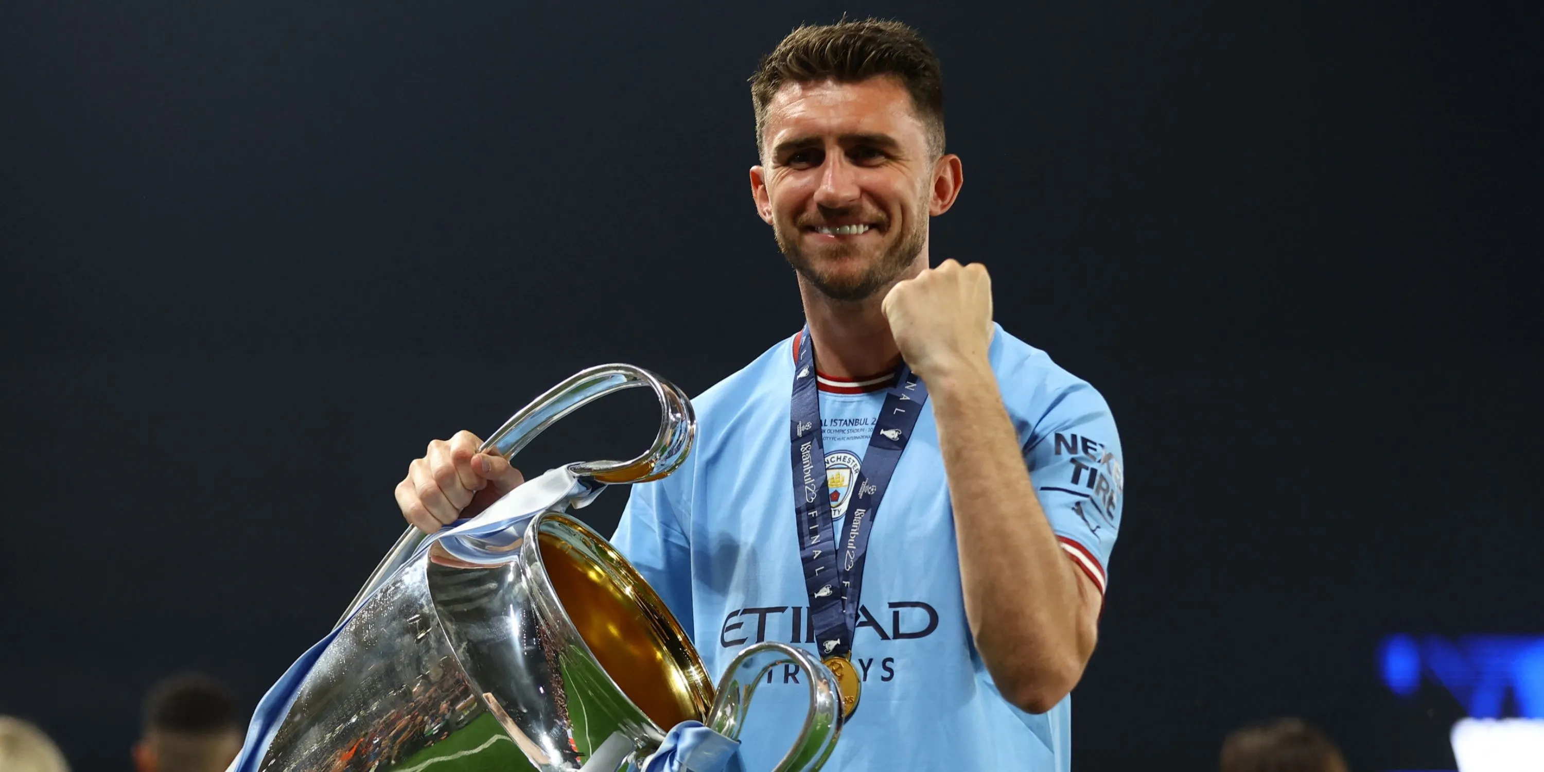 Trung vệ Aymeric Laporte, cựu cầu thủ Man City, đang được liên hệ chuyển nhượng đến Manchester United