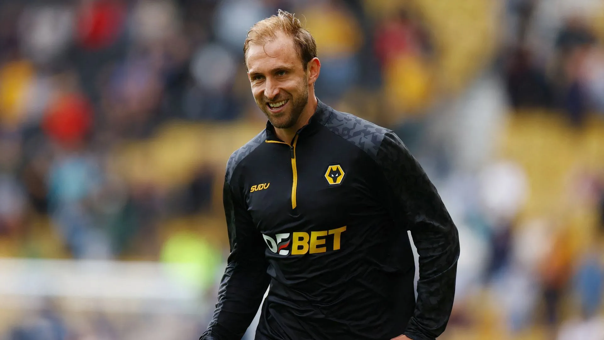 Trung vệ Craig Dawson trong màu áo Wolves chuẩn bị rời câu lạc bộ