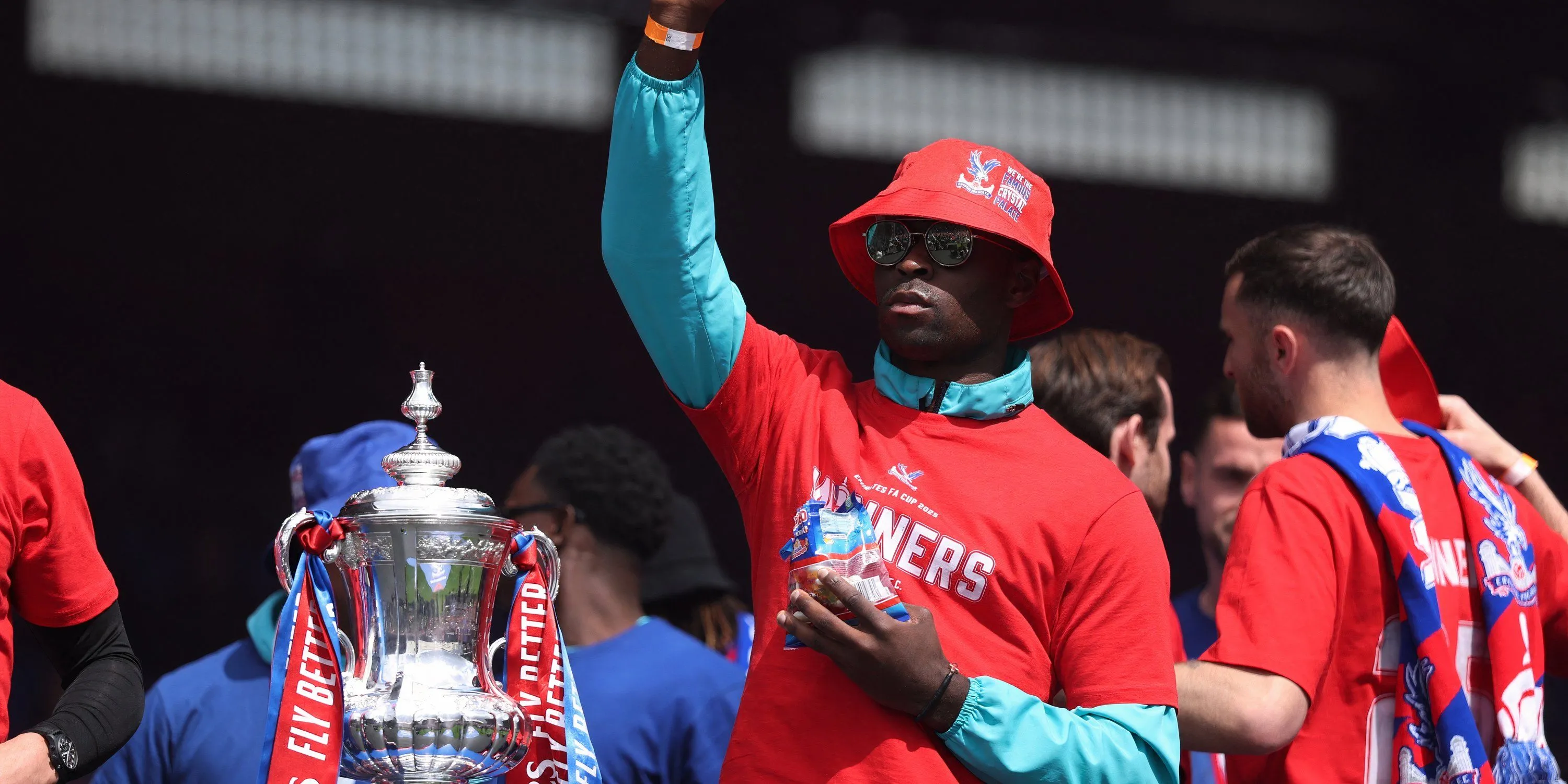 Trung vệ Marc Guehi, mục tiêu chuyển nhượng của Newcastle từ Crystal Palace