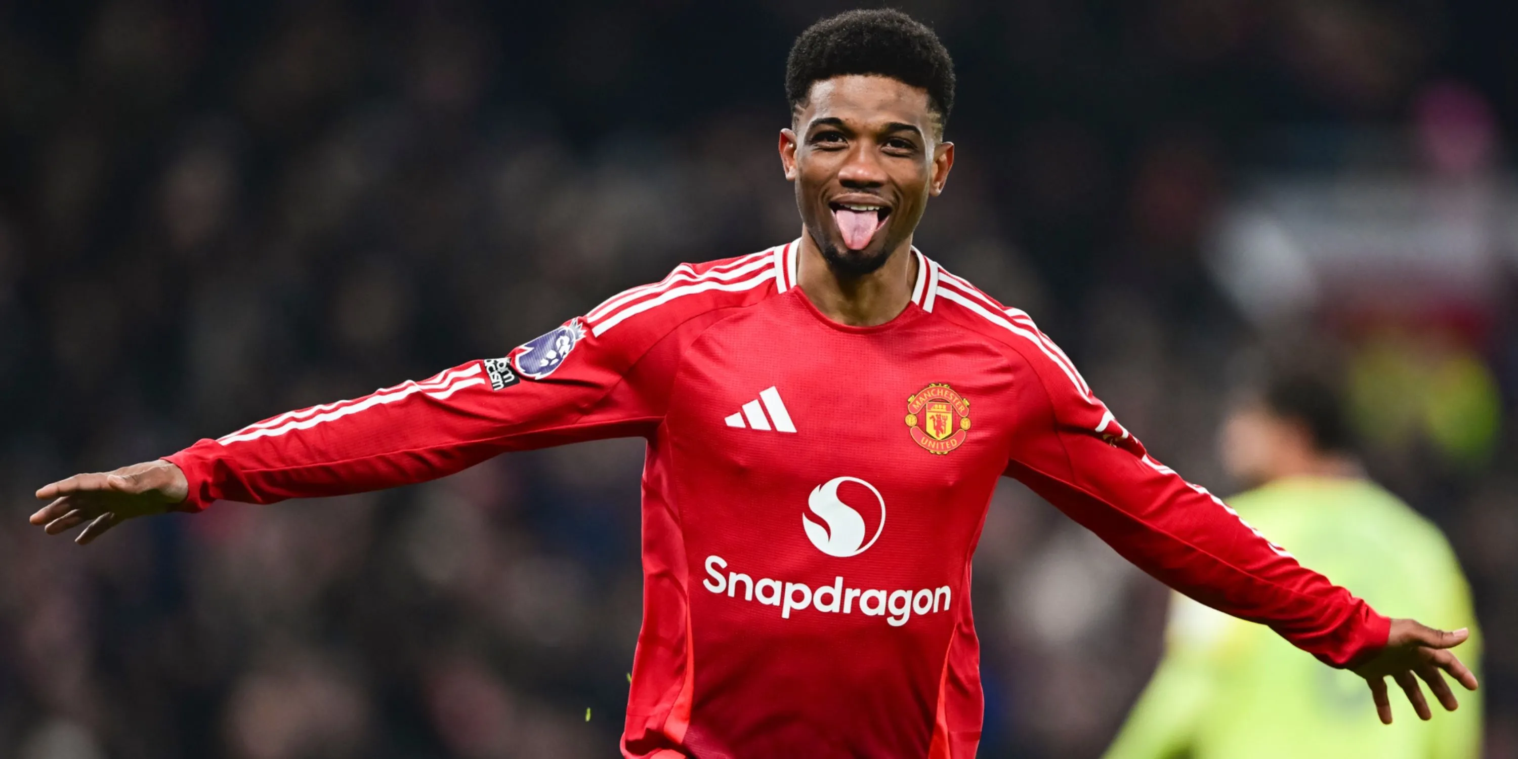 Amad Diallo ăn mừng bàn thắng, sau khi lập hat-trick cho Manchester United