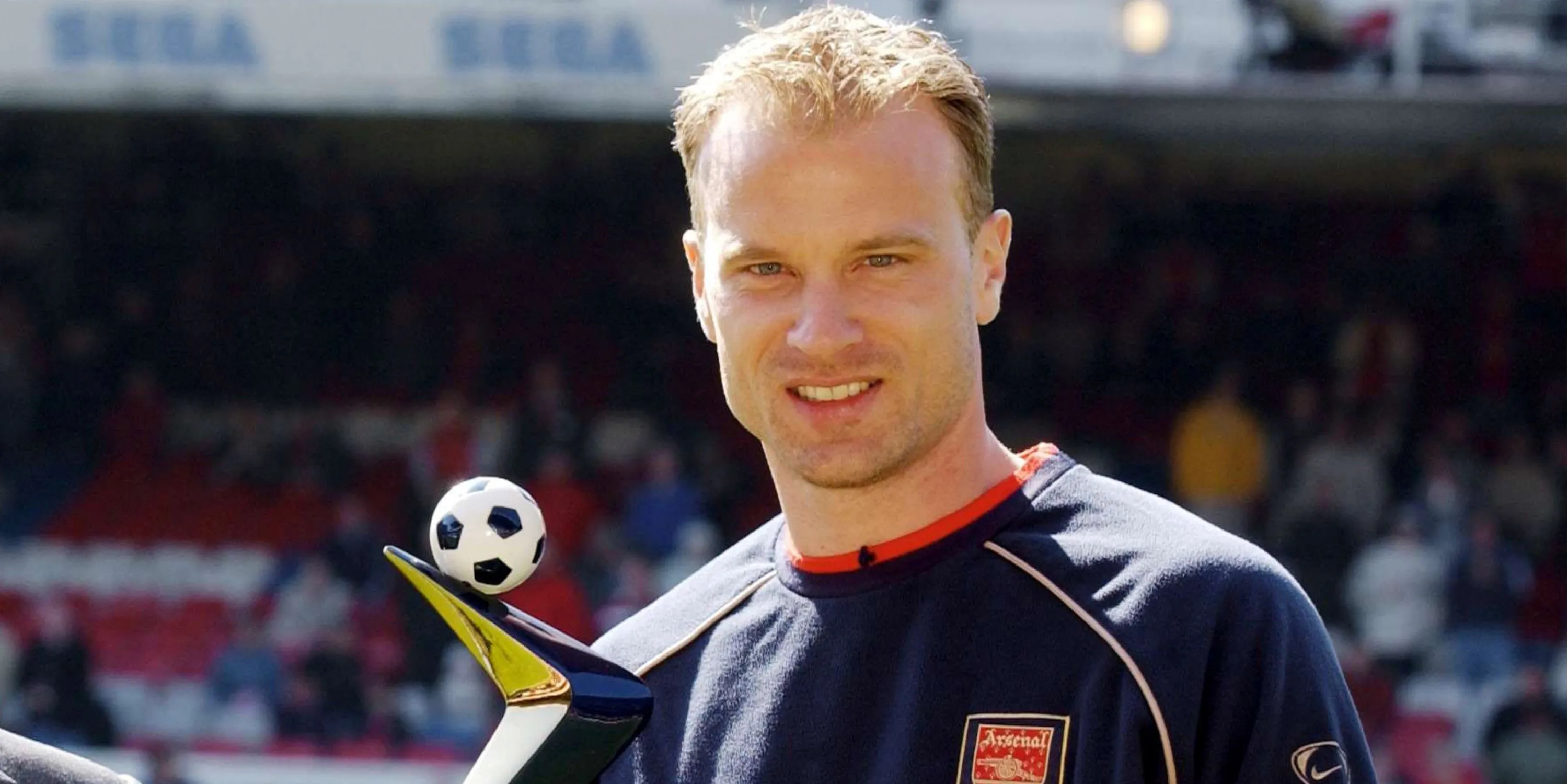 Dennis Bergkamp, phù thủy sáng tạo của Arsenal và biểu tượng Premier League.