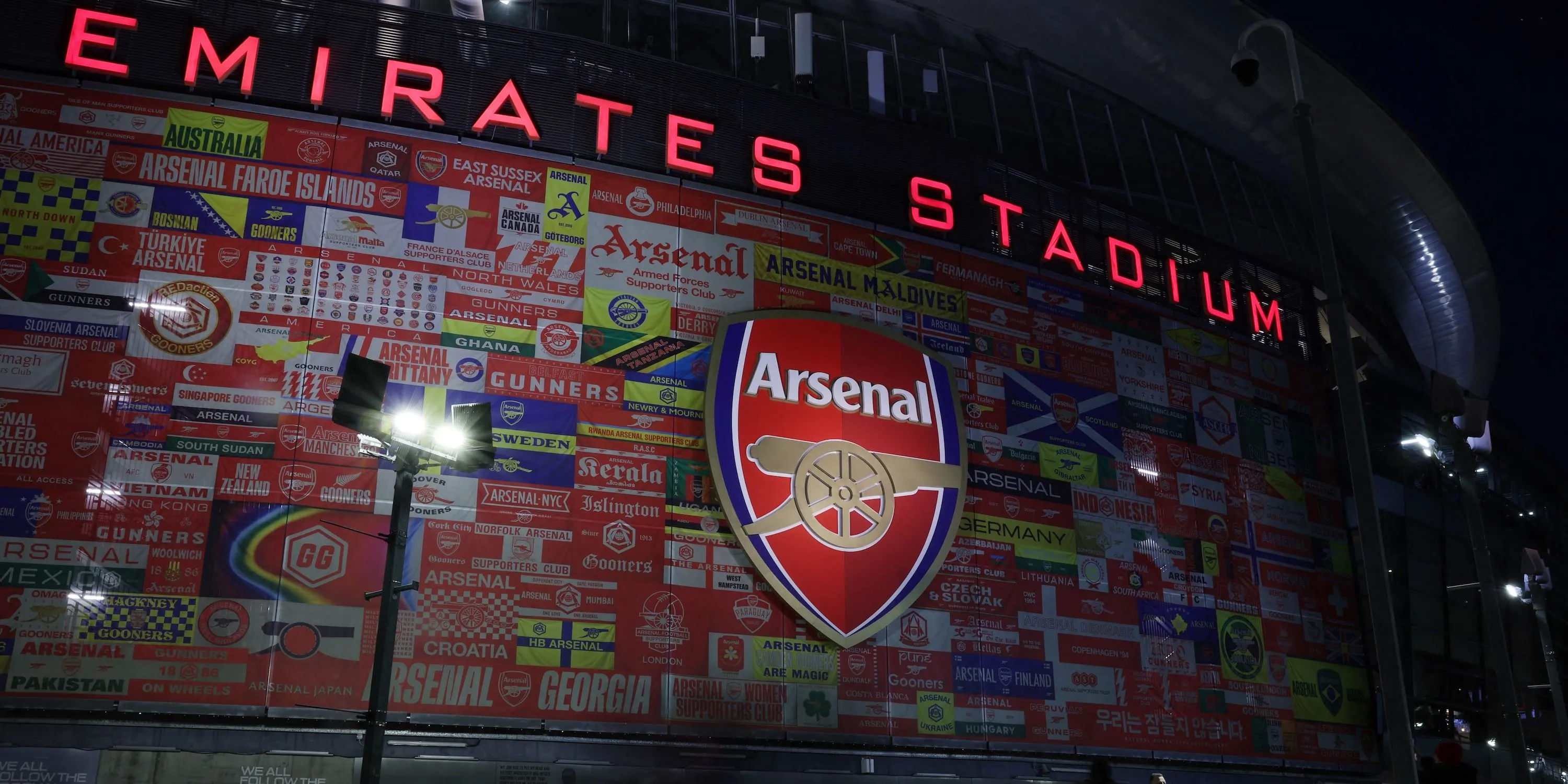 Sân vận động Emirates của Arsenal, biểu tượng của câu lạc bộ