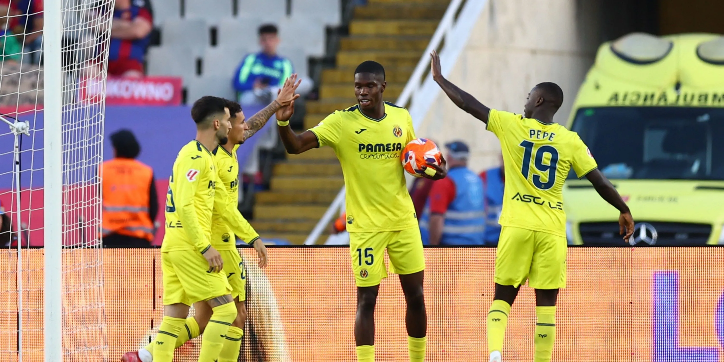 Thierno Barry trong màu áo Villarreal