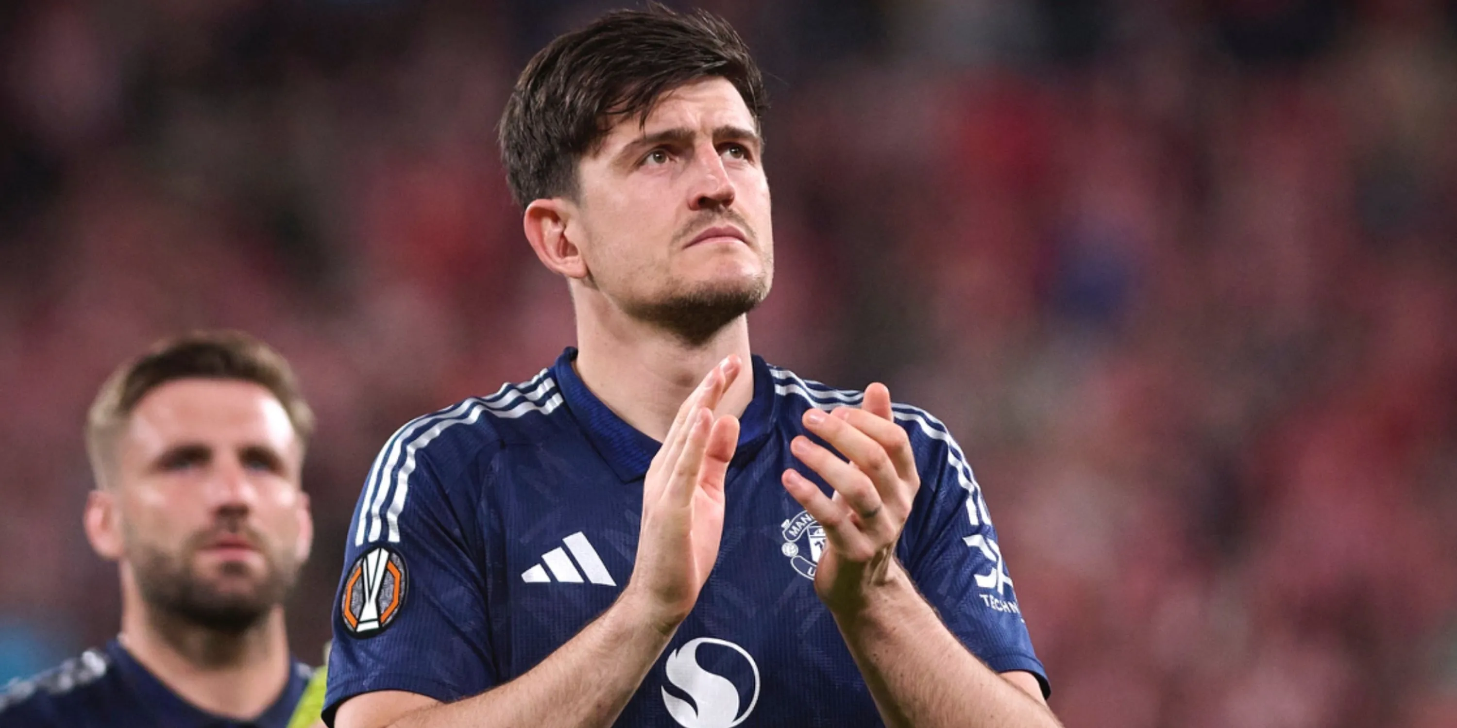 Trung vệ Harry Maguire trong màu áo Manchester United thể hiện sự kiên cường