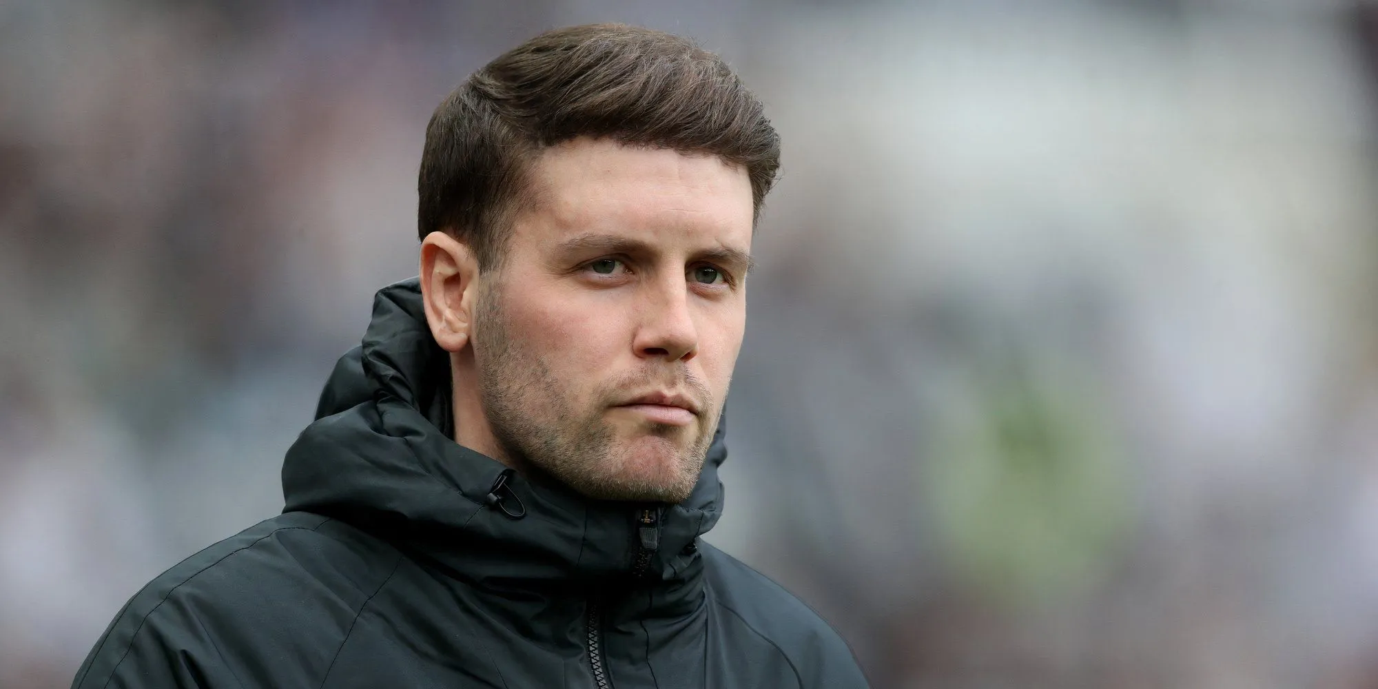 Huấn luyện viên Fabian Hurzeler của Brighton chuẩn bị cho trận đấu Ngoại hạng Anh