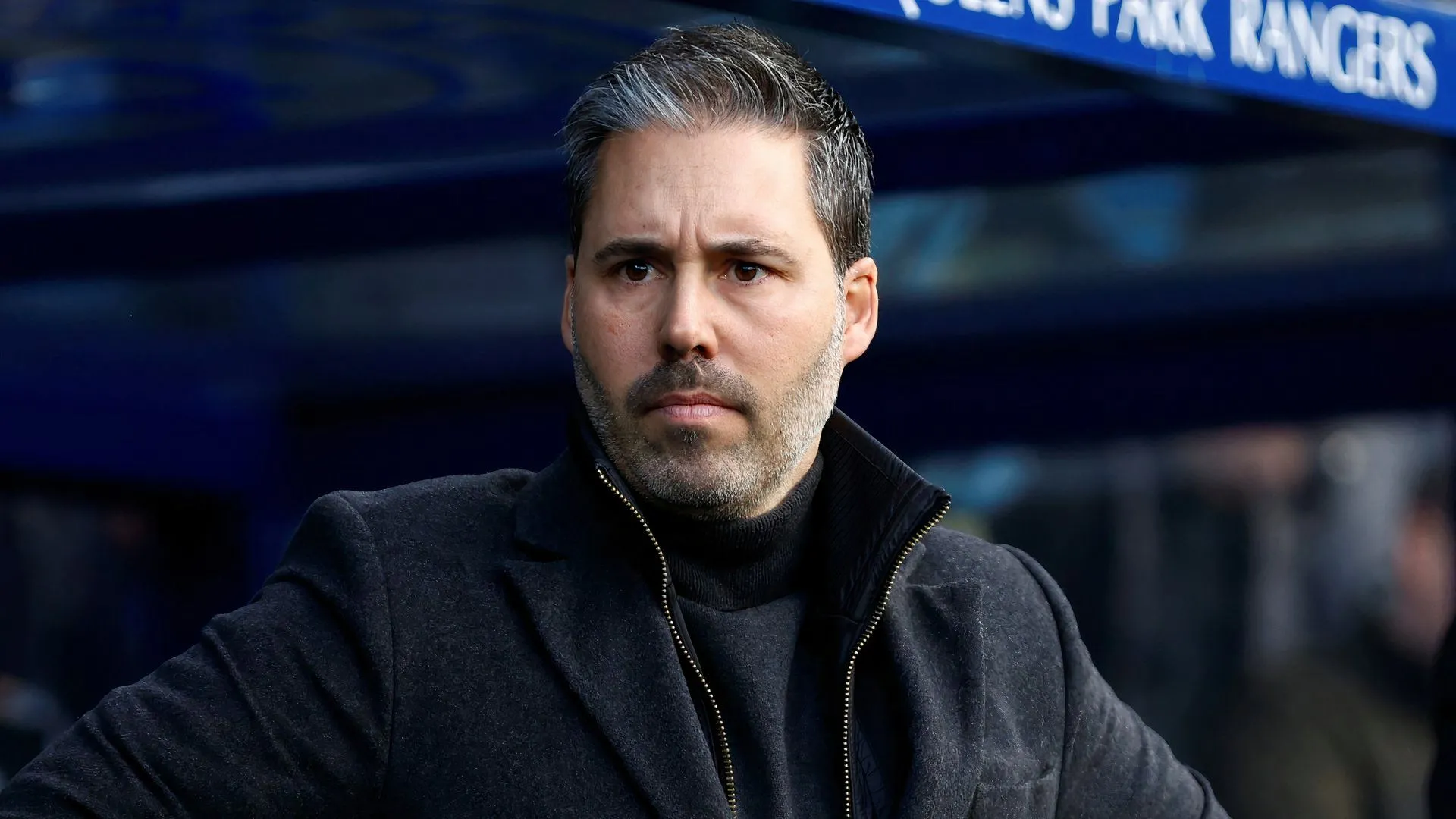 Marti Cifuentes, huấn luyện viên trưởng Leicester City, với phong cách chỉ đạo quyết liệt