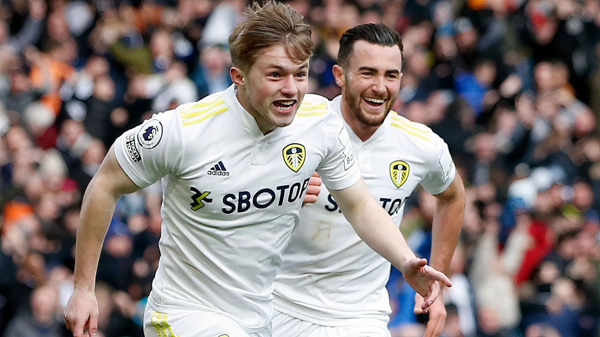 Tiền đạo Joe Gelhardt ăn mừng bàn thắng cho Leeds United vào lưới Norwich City, minh chứng cho khả năng ghi bàn của anh