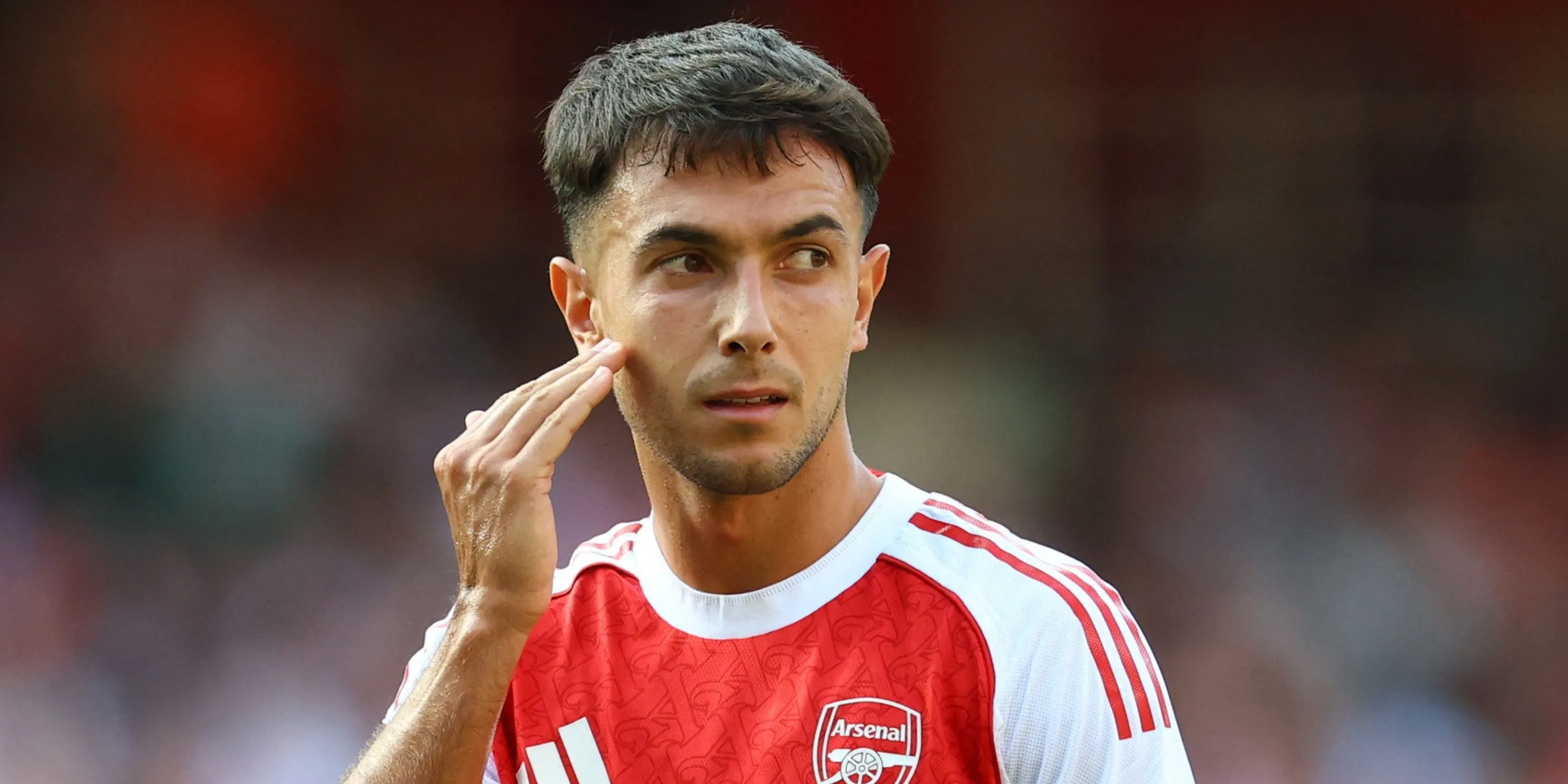 Martin Zubimendi trong trang phục Arsenal